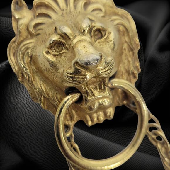 Vintage Double Lion Door Knocker Necklace Costume Jewelry Gold Pendant Statement - Picture 14 of 16